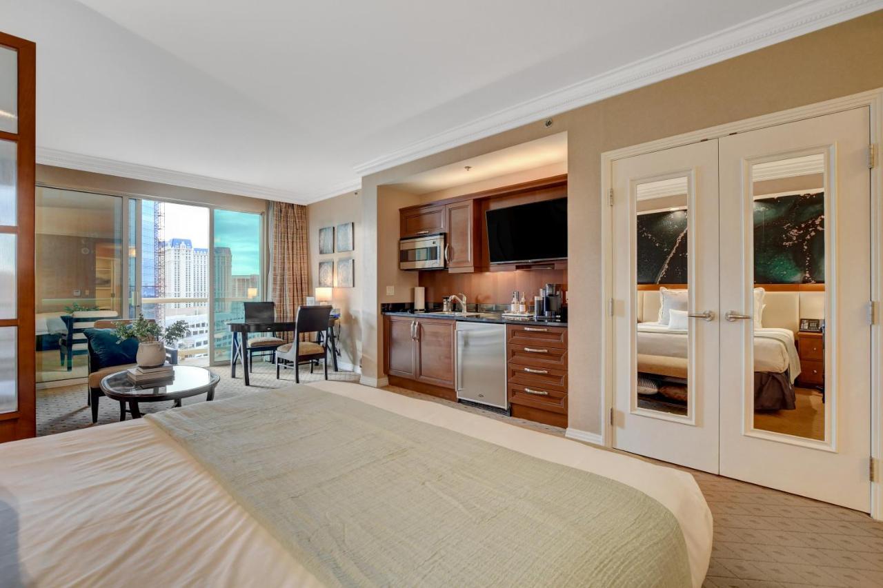 Balcony Full Strip View Suite Mgm Signature Free Valet Лас-Вегас Экстерьер фото